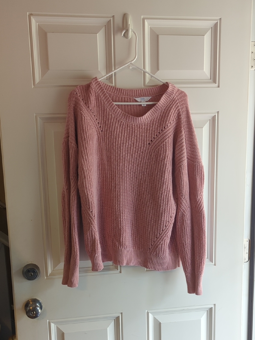 Time and Tru Dusty Pink Ribbed Crew Neck Sweater